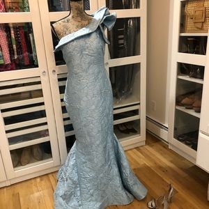 Nicole Bakti #6875 one-shoulder blue mermaid gown Size 10